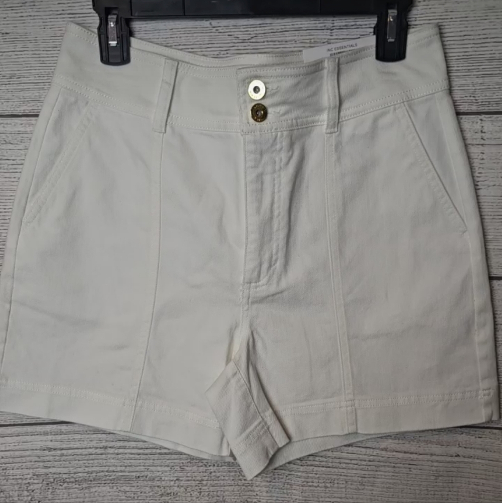 INC International Concepts High Waist Bright White Shorts Sz 8
